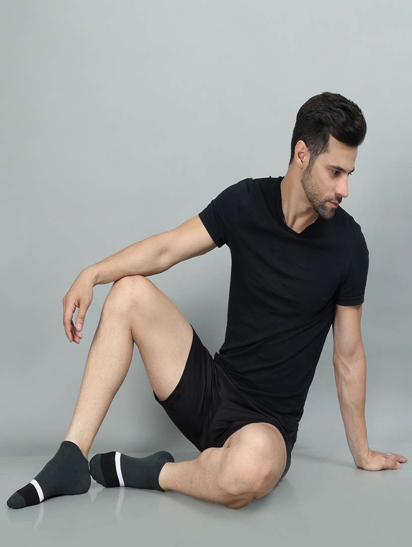 men color blocked cotton ankle length sock - 21588781 -  Standard Image - 3