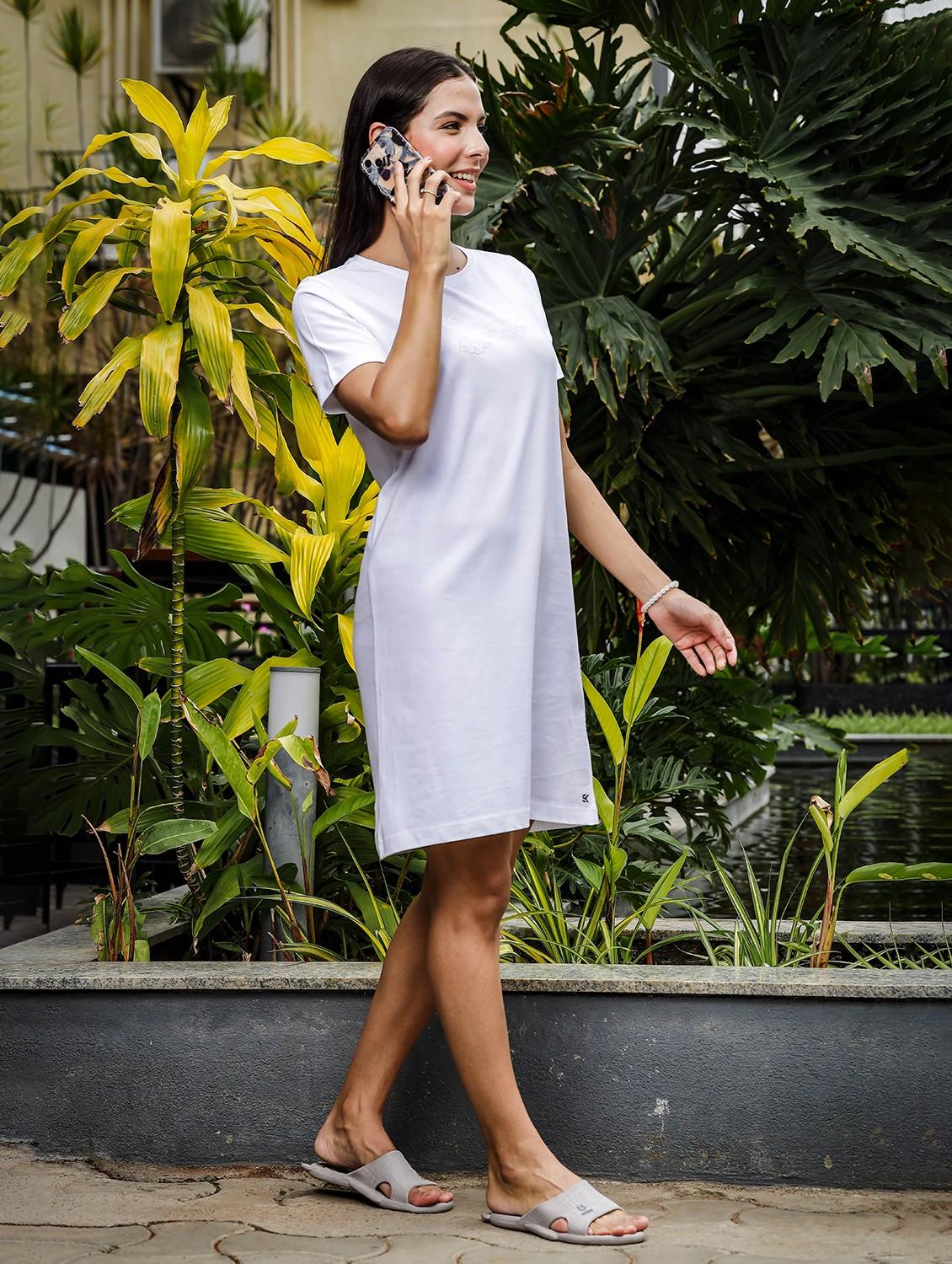 women white round neck regular tee - 21589504 - Standard Image - 3