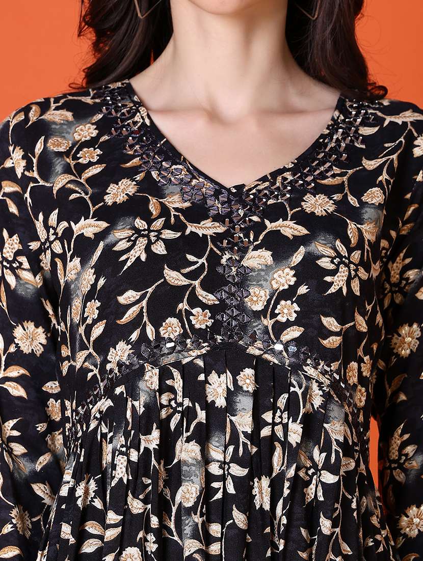 women three quarter sleeve a-line kurta - 21593505 -  Standard Image - 5