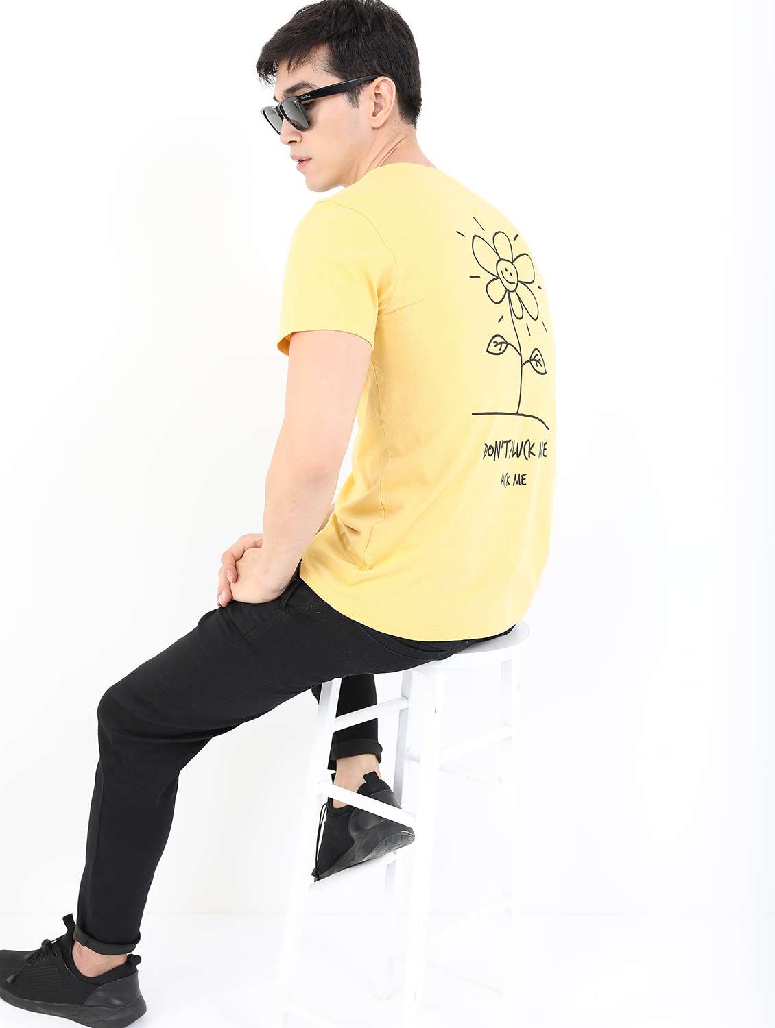 men mid rise plain jeans - 21595970 -  Standard Image - 5