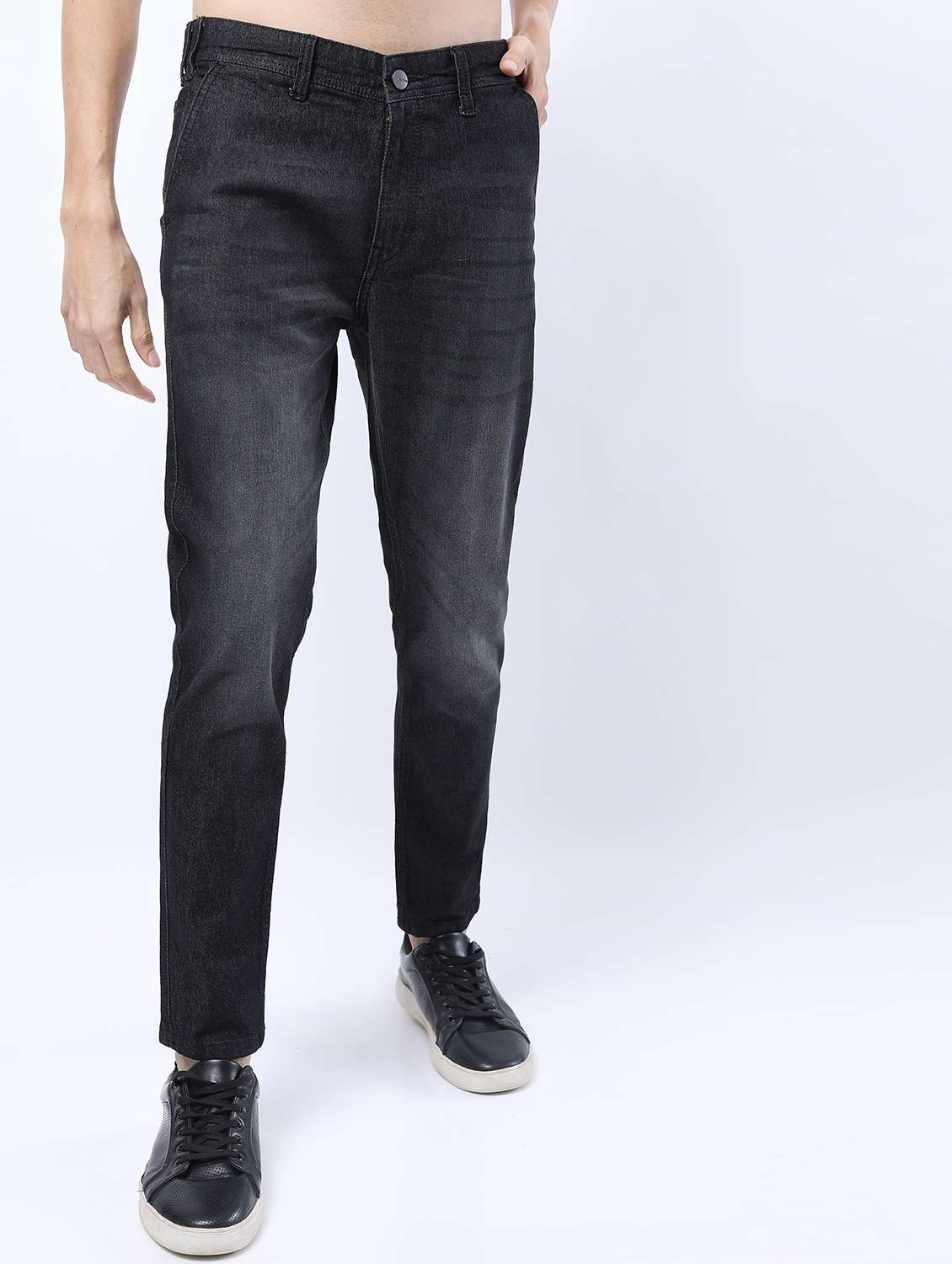 men mid rise plain jeans