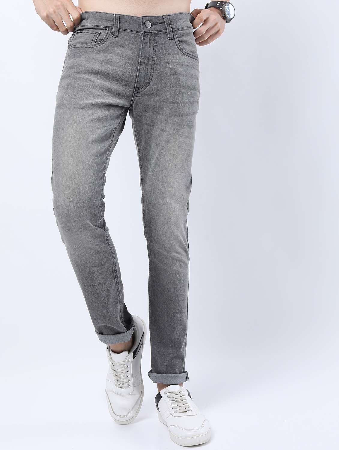 men mid rise plain jeans