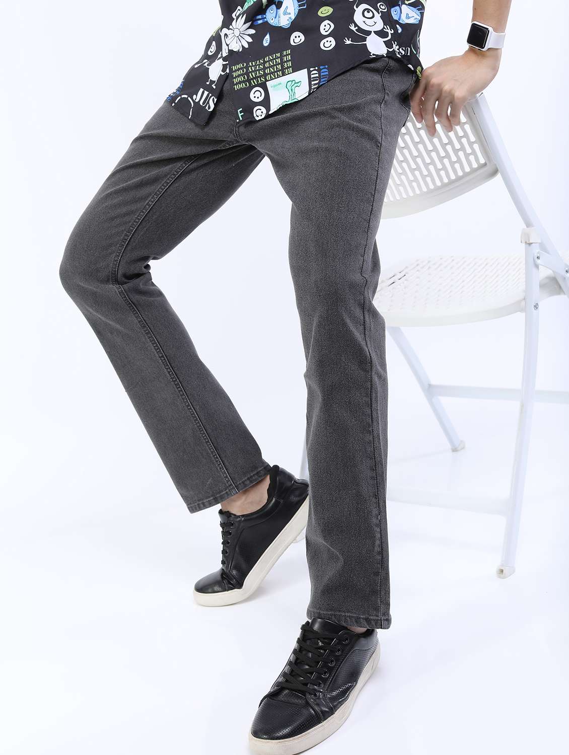 men mid rise plain jeans - 21596020 -  Standard Image - 3