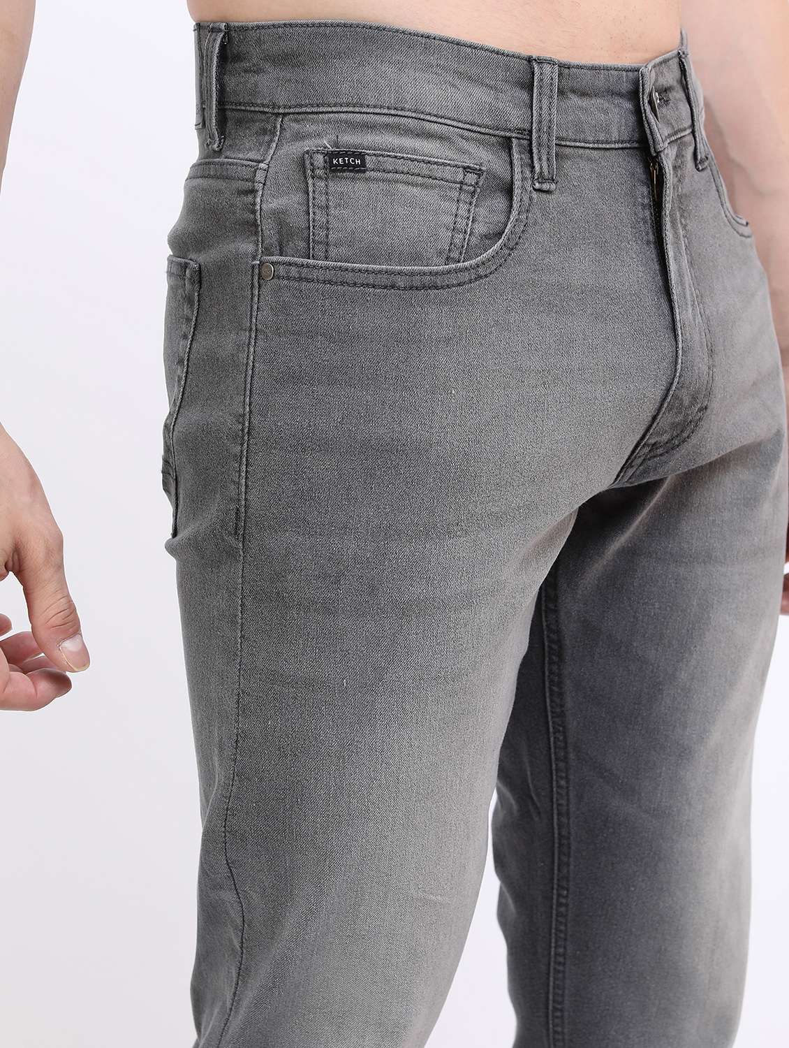 men mid rise plain jeans - 21596030 - Standard Image - 5