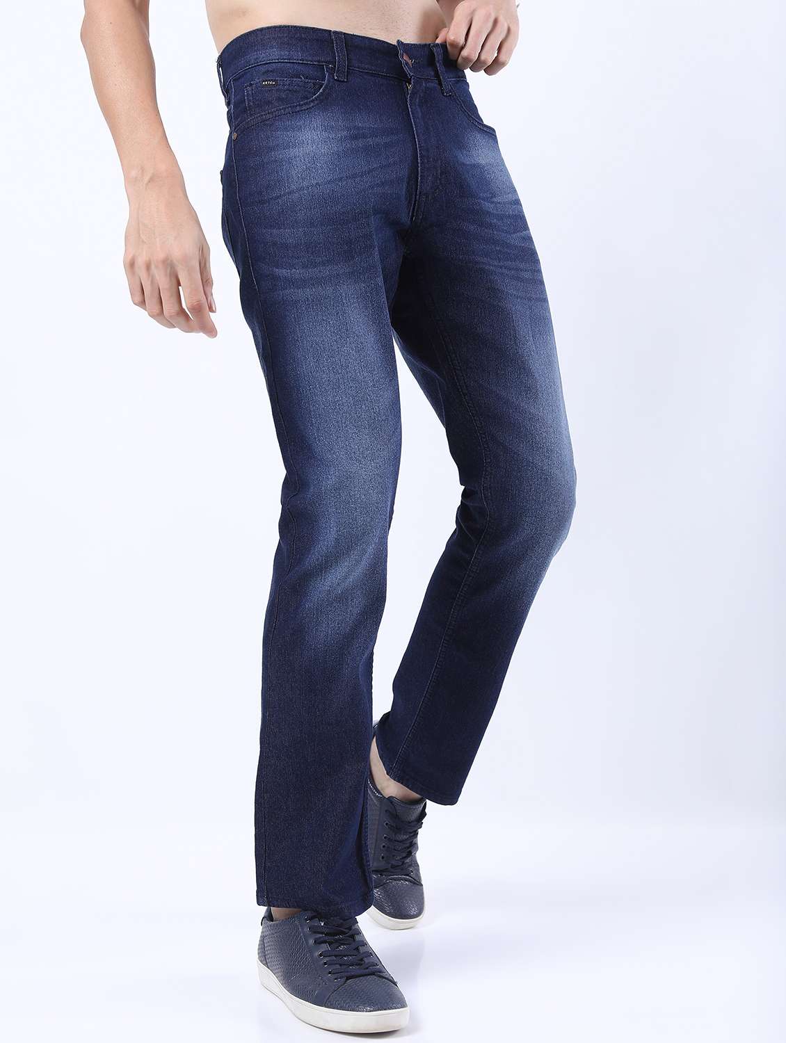 men mid rise plain jeans - 21596042 - Zoom Image - 0