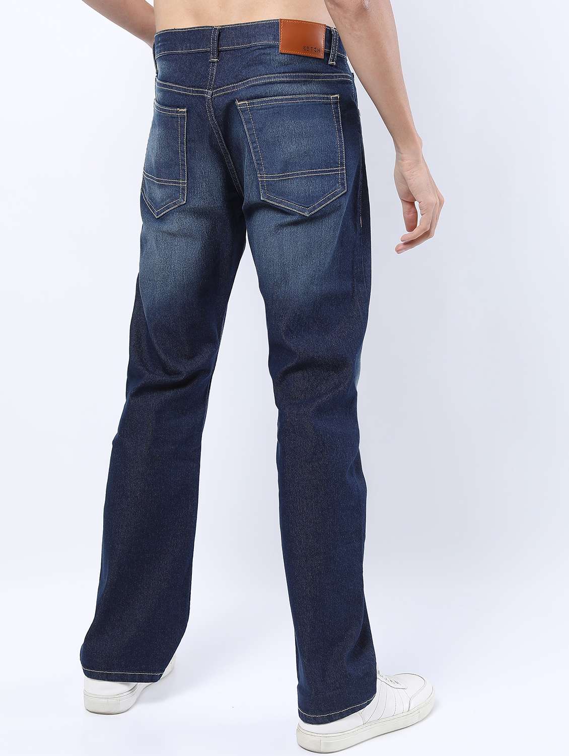 men mid rise plain jeans - 21596064 - Standard Image - 3