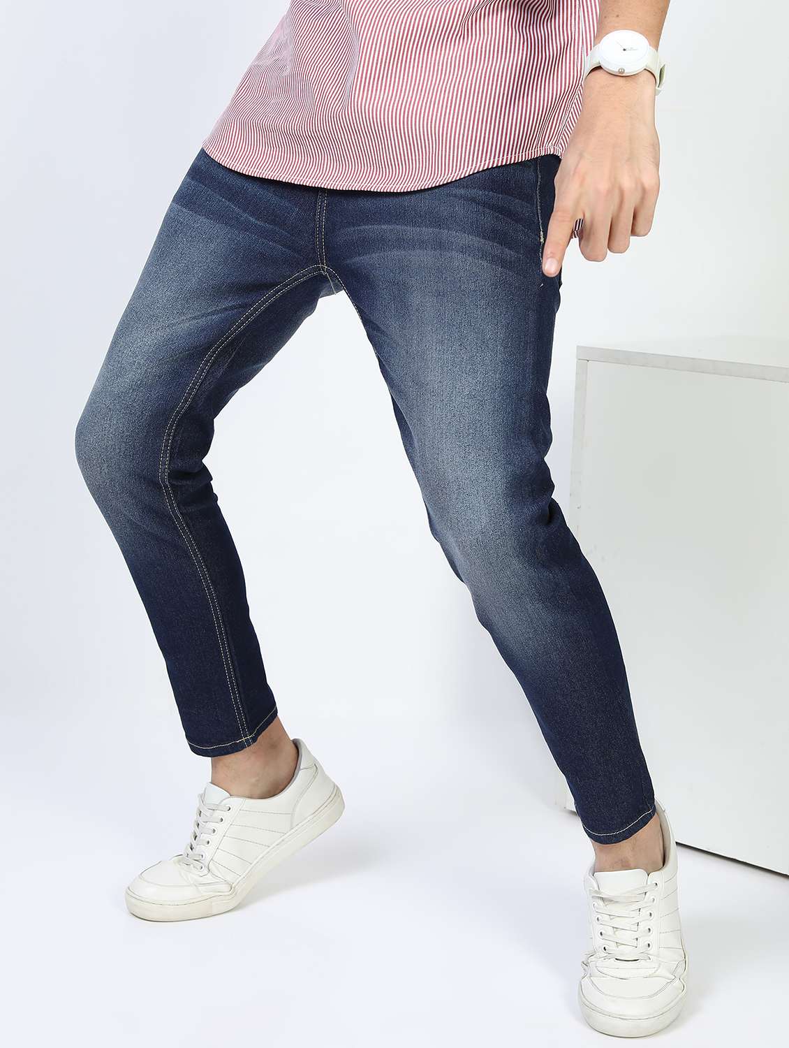 men mid rise plain jeans - 21596103 - Standard Image - 3