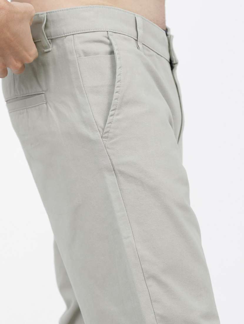 men solid mid rise chinos casual trouser - 21596379 -  Standard Image - 5