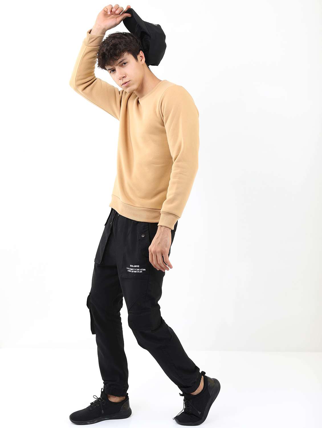 men long sleeves plain sweatshirt - 21596447 - Standard Image - 3