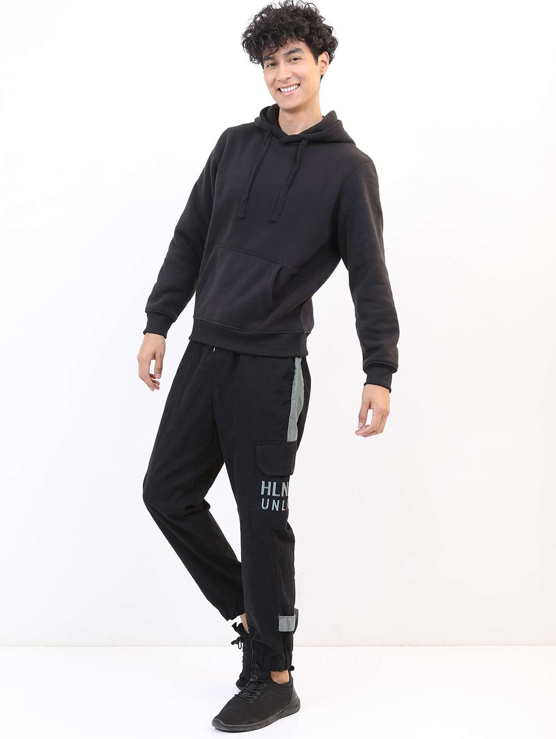 men plain hooded long sleeve sweatshirt - 21596465 -  Standard Image - 3