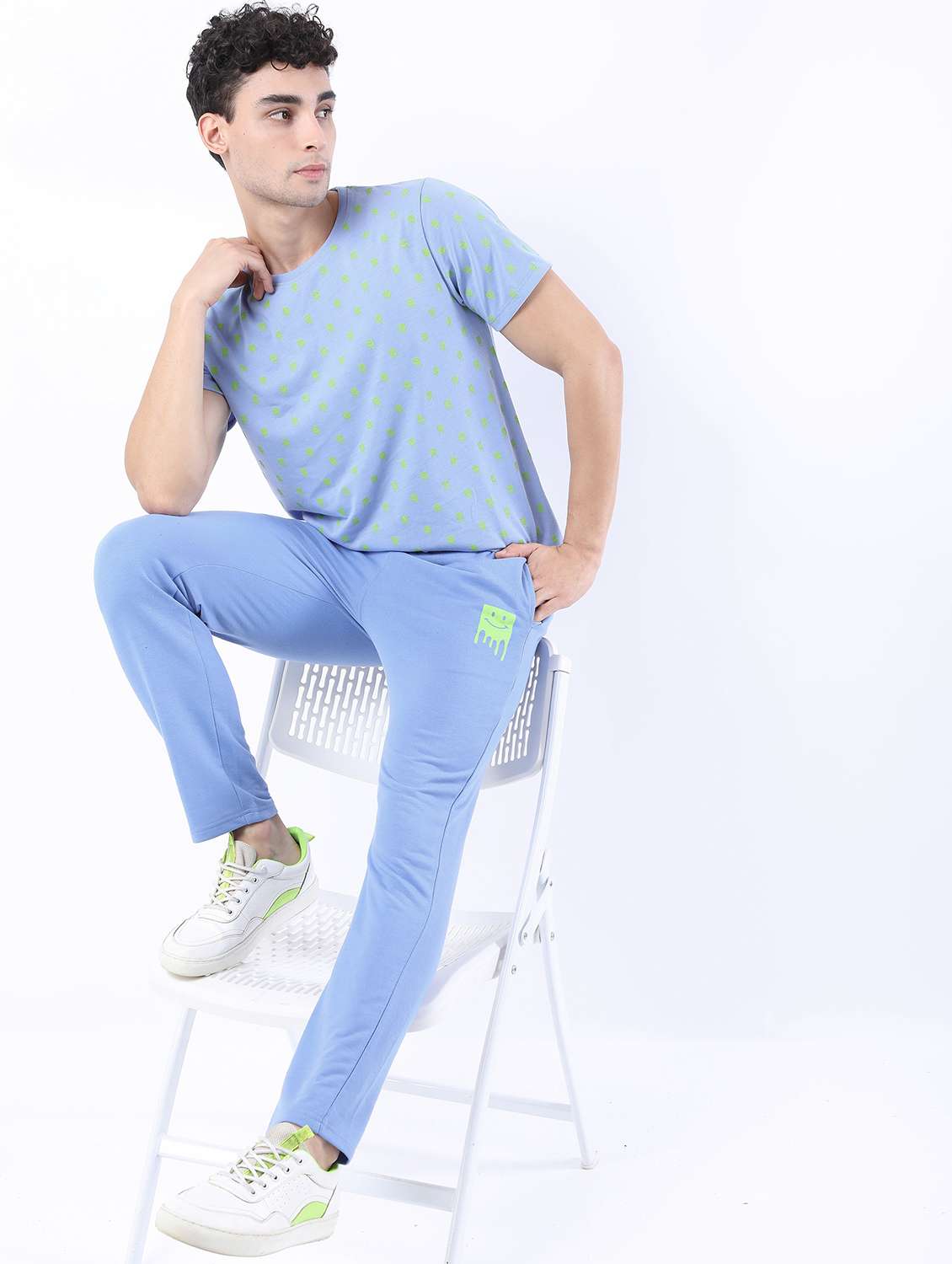 men solid regular fit track pant - 21596690 -  Standard Image - 3