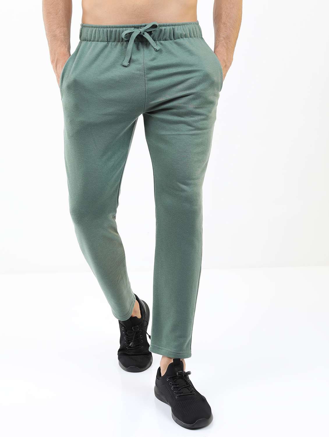 men solid regular fit track pant - 21596696 - Zoom Image - 0