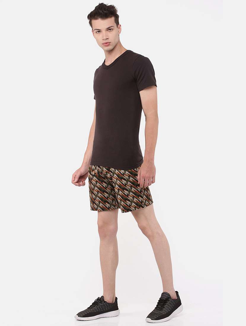 men multi color printed shorts - 21596902 -  Standard Image - 3