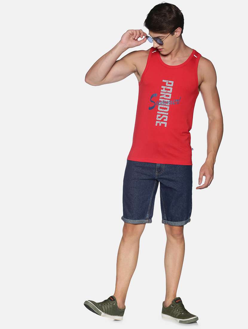 men round neck printed vest - 21597354 -  Standard Image - 3