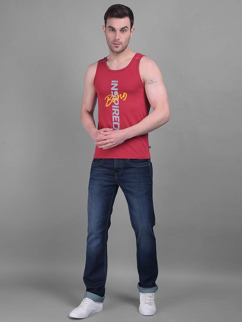 men red typographic print vest - 21597362 -  Standard Image - 3
