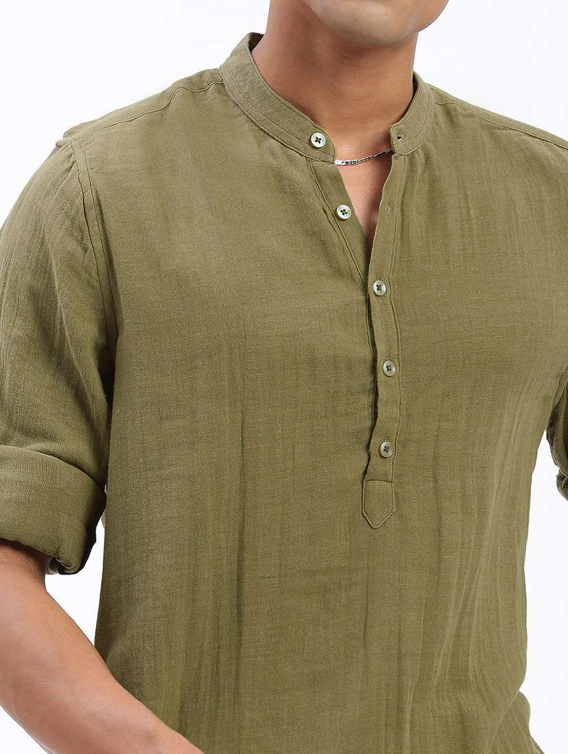 men mandarin neck solid short kurta - 21597440 -  Standard Image - 5