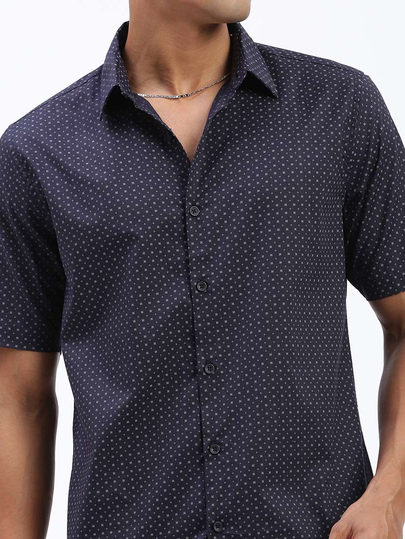 men short sleeves printed casual shirt - 21597473 -  Standard Image - 5