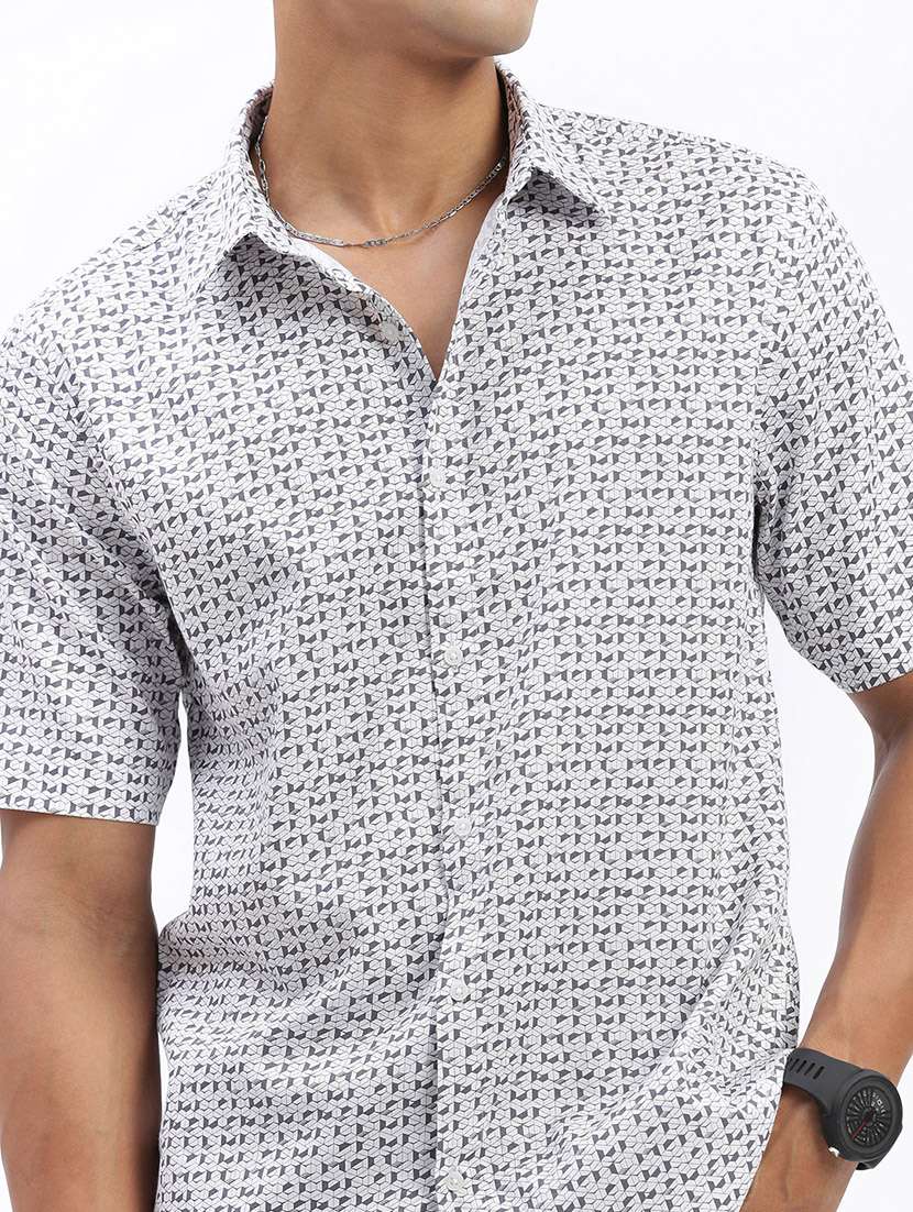 men short sleeves printed casual shirt - 21597476 -  Standard Image - 5