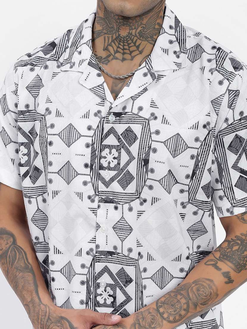 men short sleeves printed casual shirt - 21597496 -  Standard Image - 5