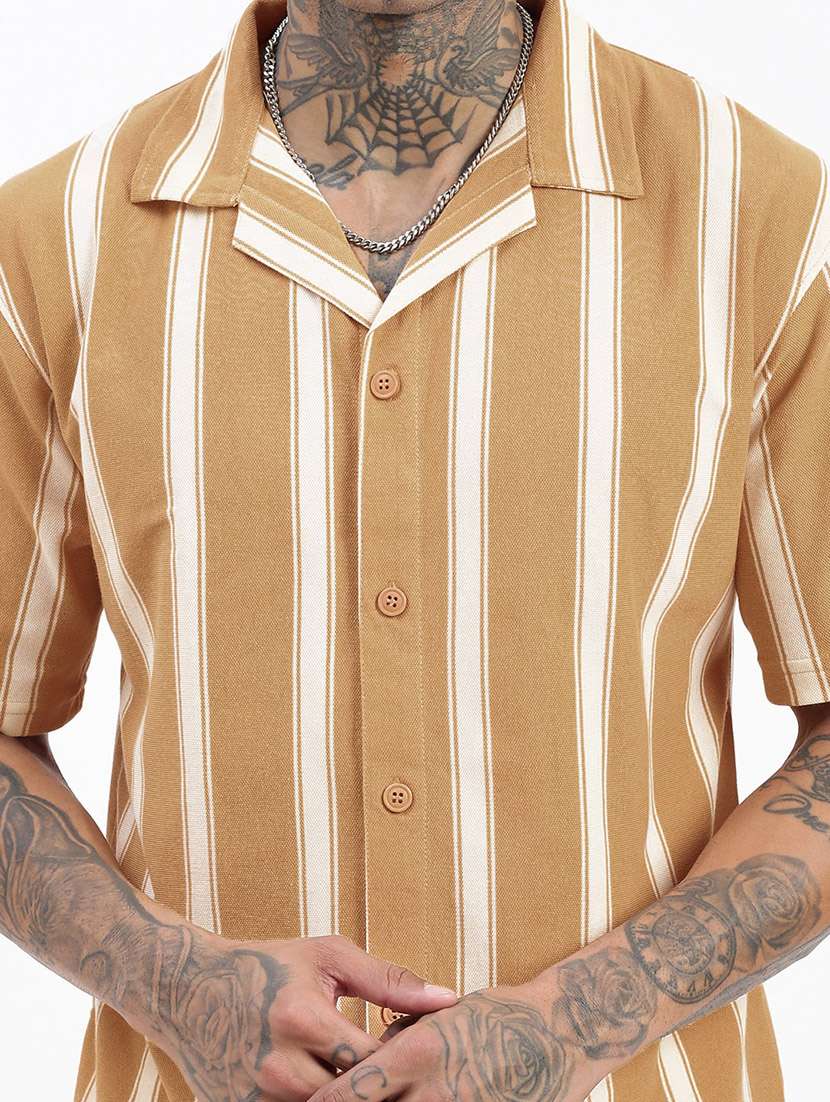 men short sleeves striped casual shirt - 21597508 -  Standard Image - 5