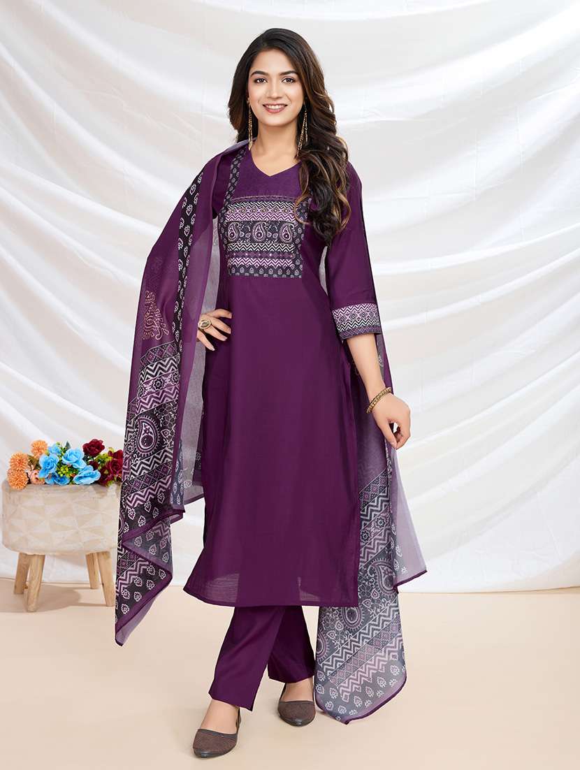 women three quarter sleeve kurta pant with dupatta set