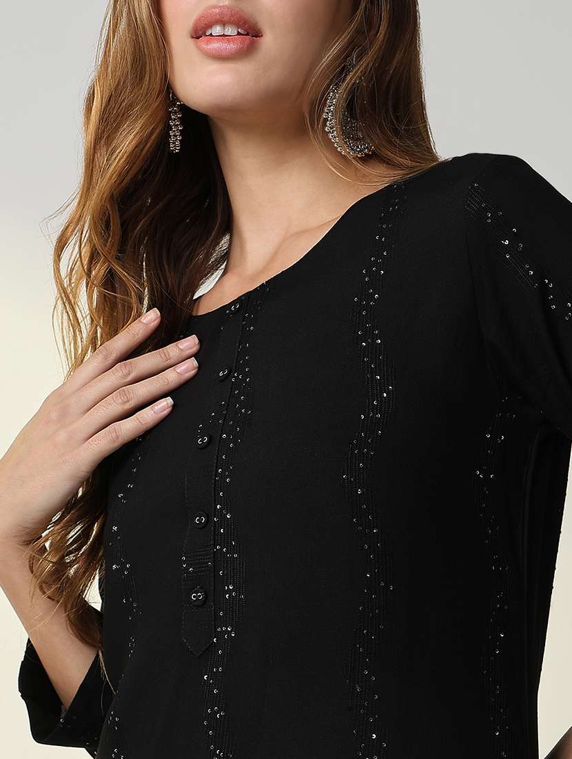 women black solid with work straight kurta - 21598055 -  Standard Image - 5