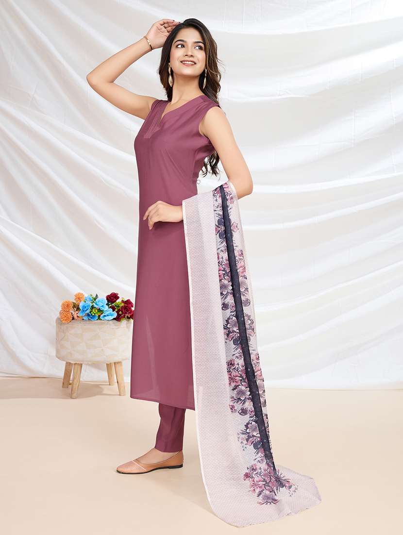 women solid sleeveless kurta pant with dupatta set - 21598074 -  Standard Image - 3