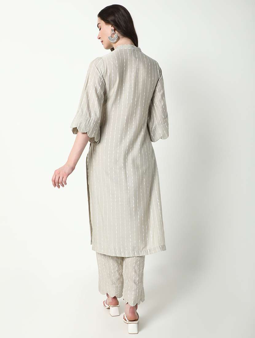 women embroidered mandarin neck kurta pant set - 21598139 -  Standard Image - 3