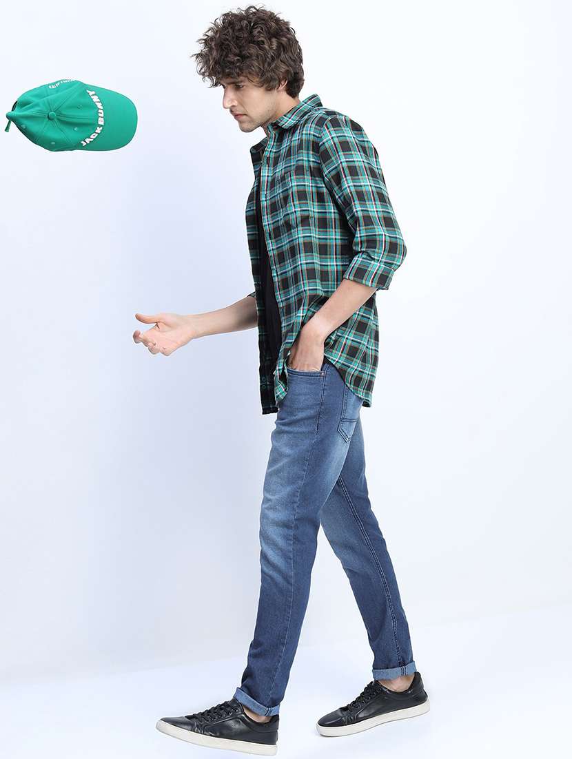 men plain slim fit mid rise jeans - 21598430 -  Standard Image - 3