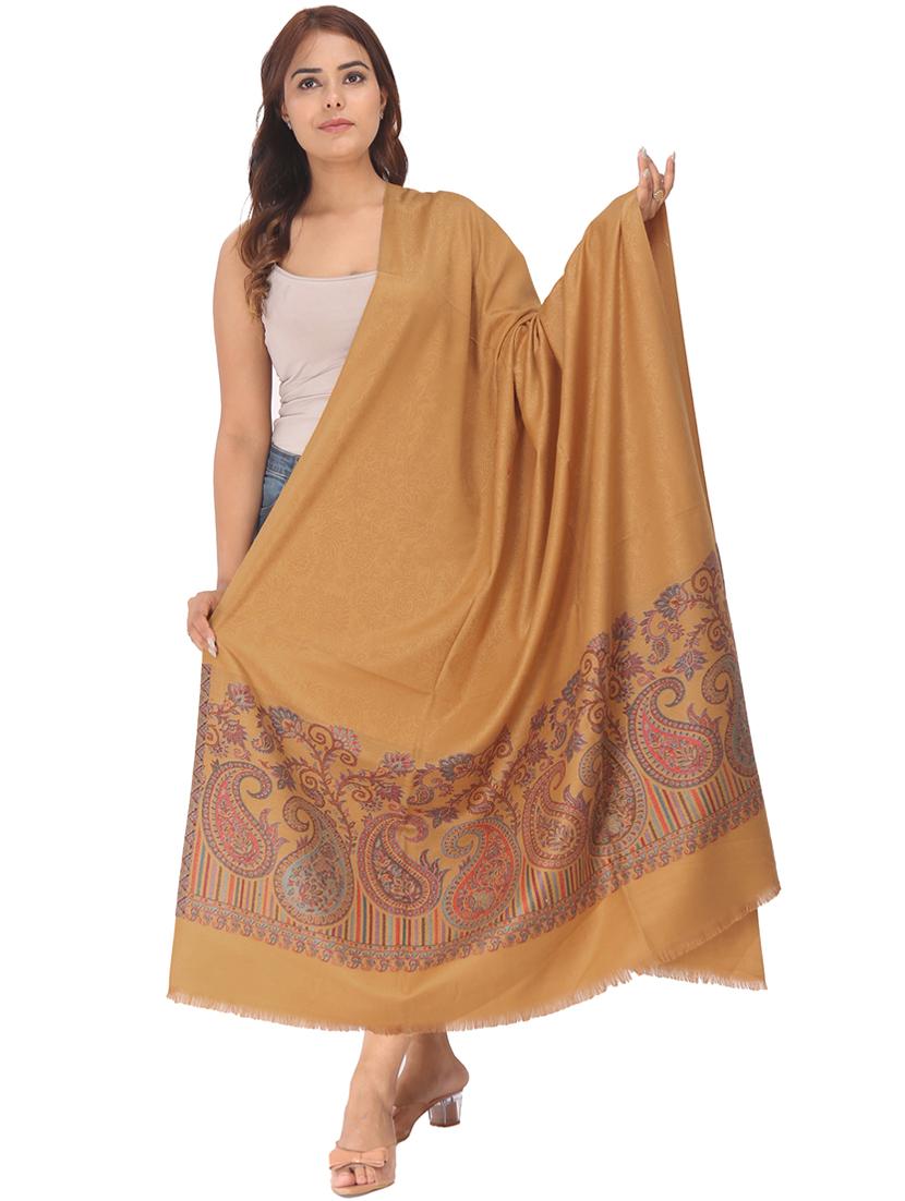 elegant women's shawl with intricate traditional patterns - 21598739 -  Zoom Image - 0