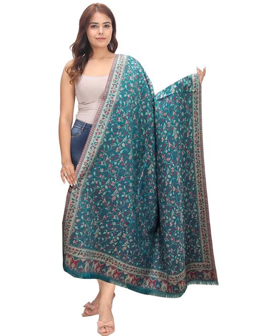 elegant women's shawl with intricate traditional patterns - 21598761 -  Standard Image - 0