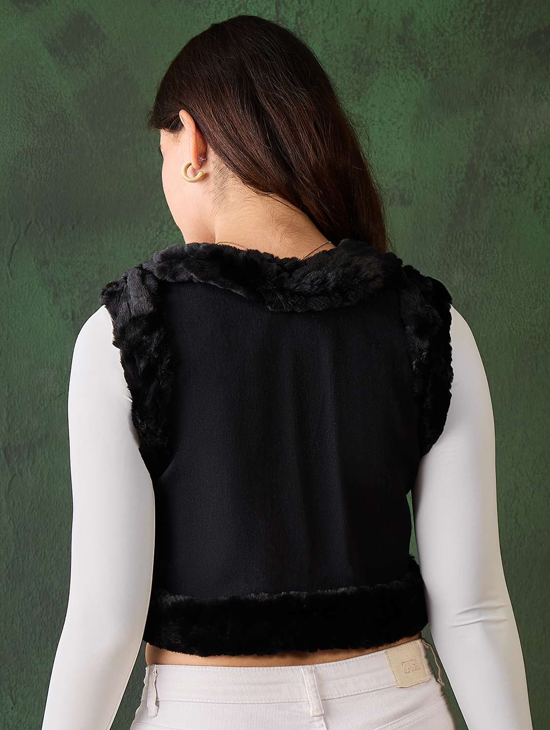 women solid detailed sleeveless shrug - 21599035 -  Standard Image - 3