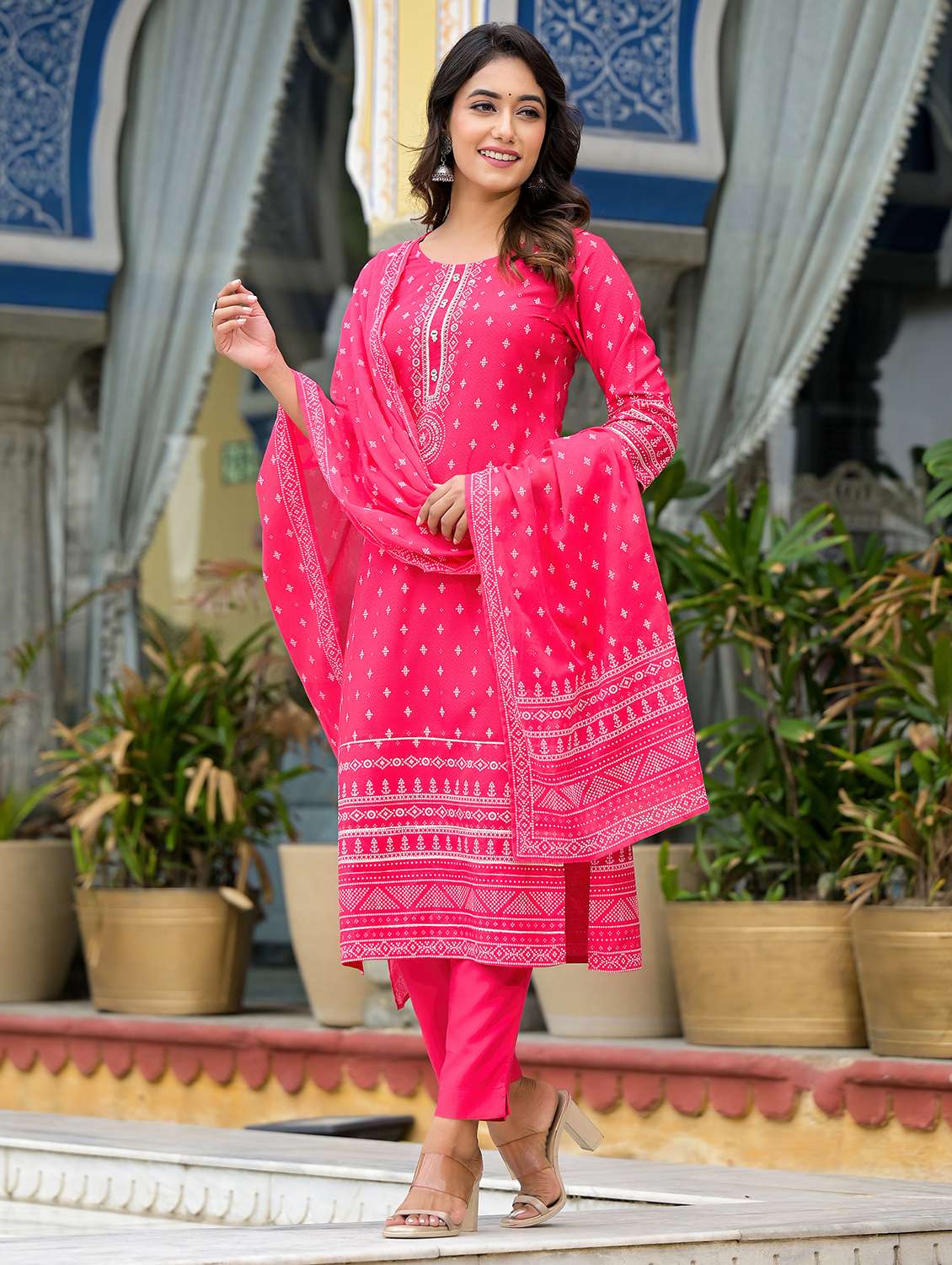 women three quarter sleeve kurta pant with dupatta set - 21606644 -  Standard Image - 3