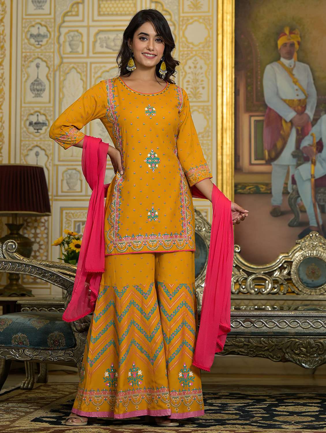women printed three quarter sleeves suit set