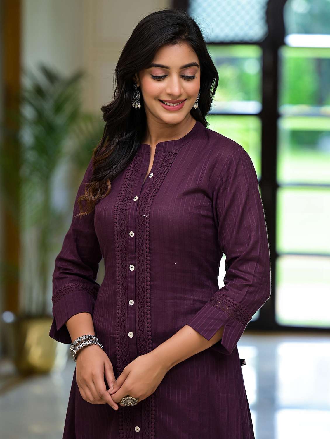 women striped three quarter sleeves asymmetric kurta - 21606789 -  Standard Image - 5