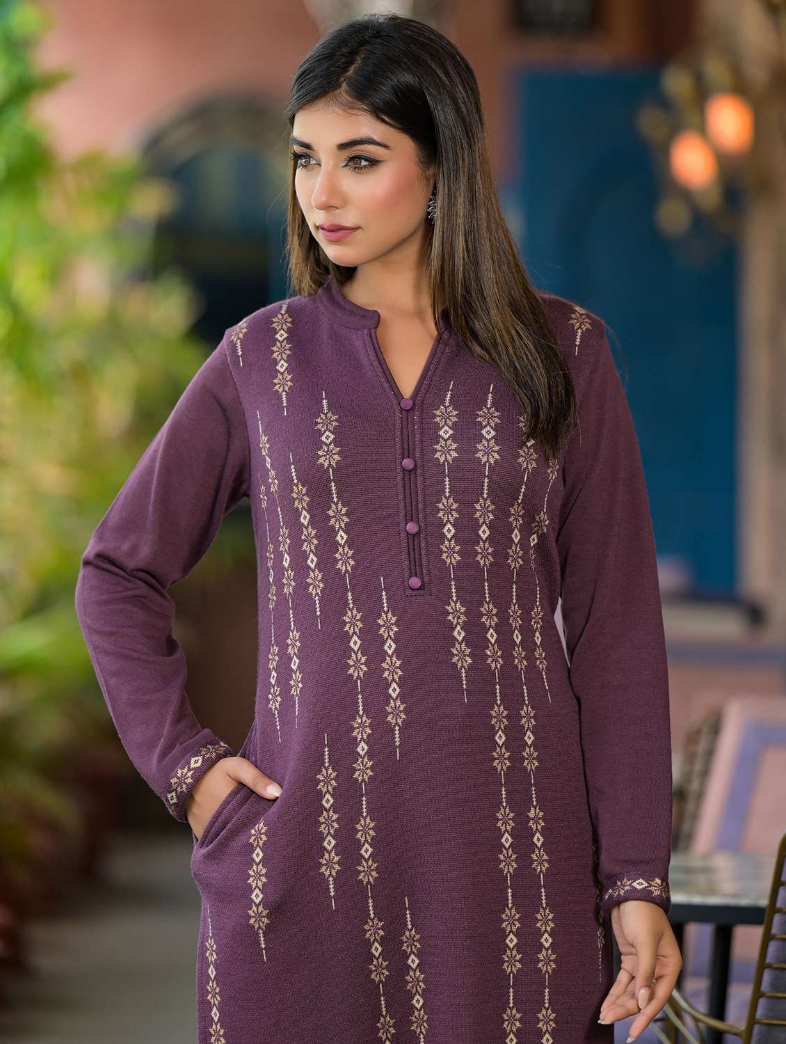 women self design long sleeves straight kurta - 21606799 - Standard Image - 5