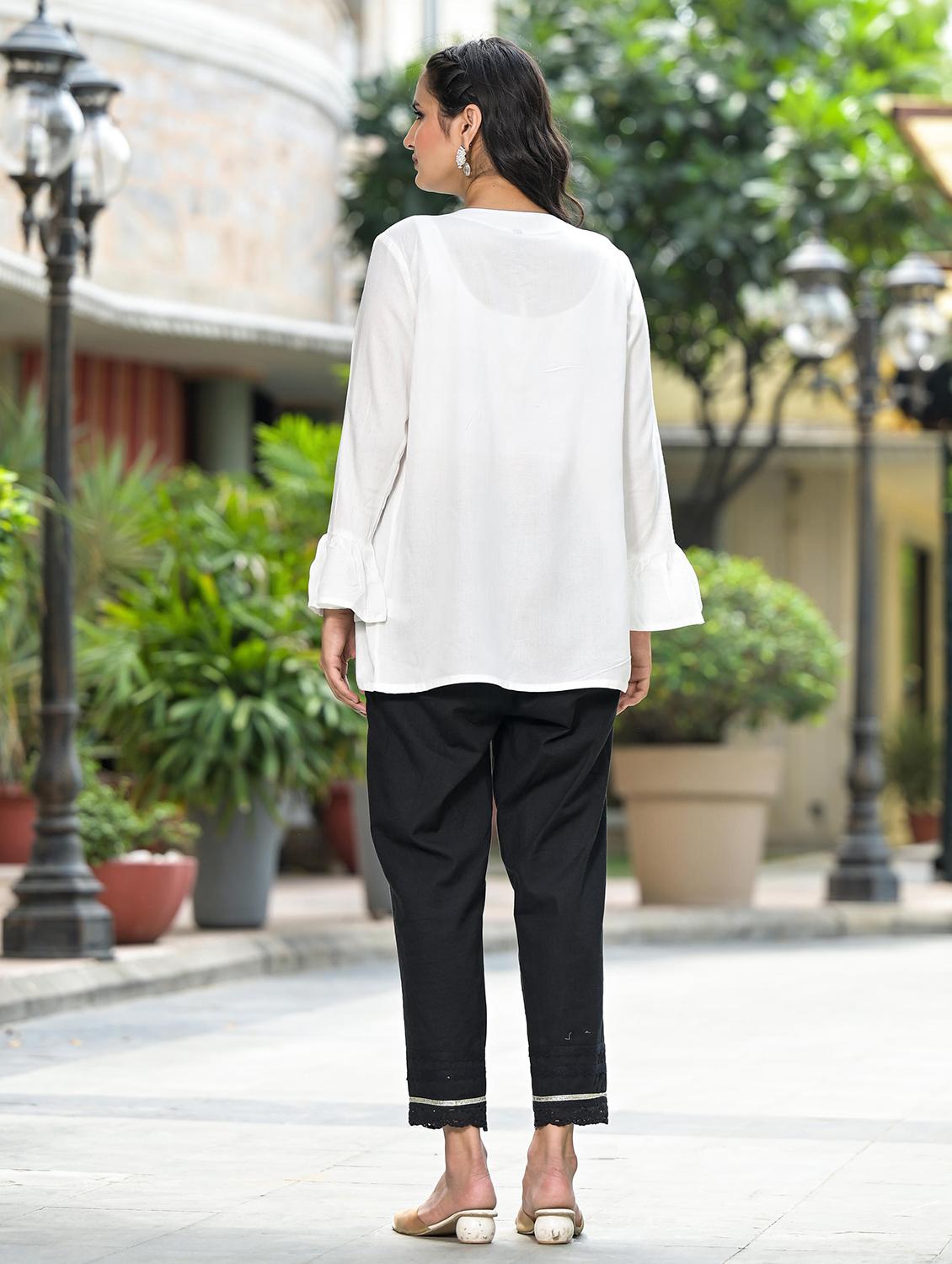 women solid long sleeves straight kurta - 21606818 - Standard Image - 3