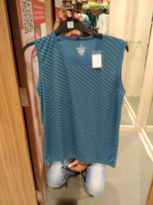 assorted polyester vest - 21606950 - Standard Image - 0