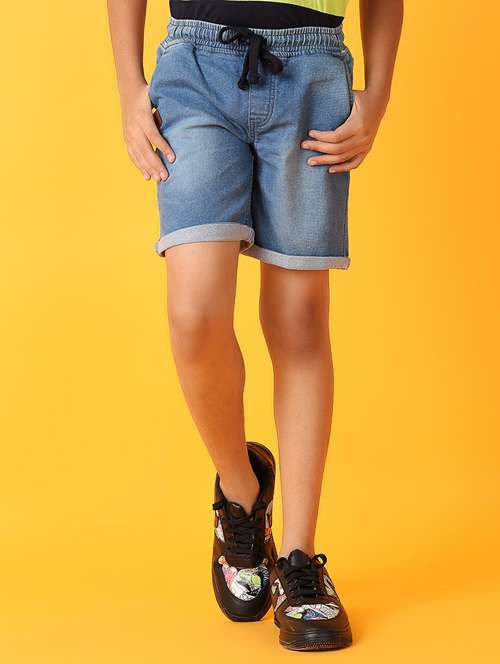 boys solid mid rise casual shorts - 21608082 -  Standard Image - 0