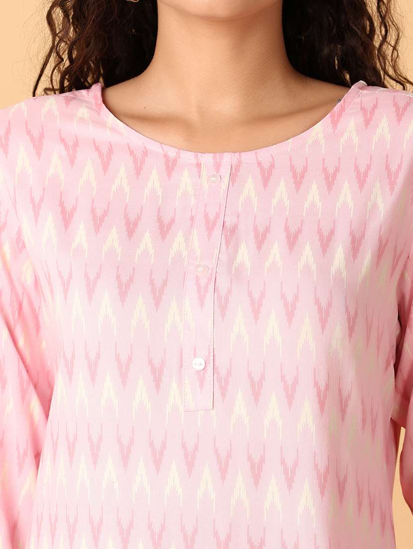 women three quarter sleeve straight kurta - 21608201 -  Standard Image - 5