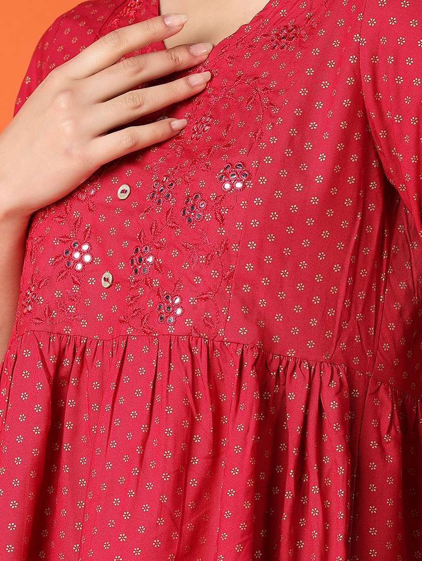 women magenta floral v neck flared kurti - 21608282 -  Standard Image - 5