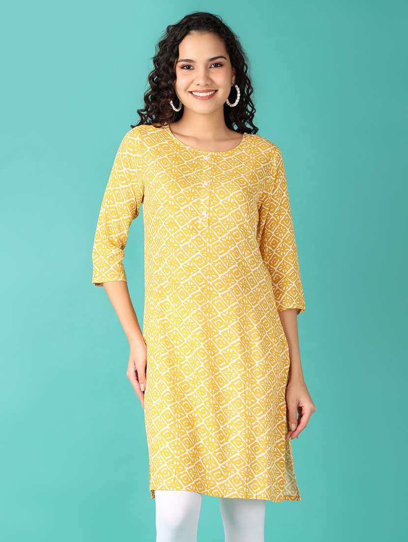 women three quarter sleeve straight kurta