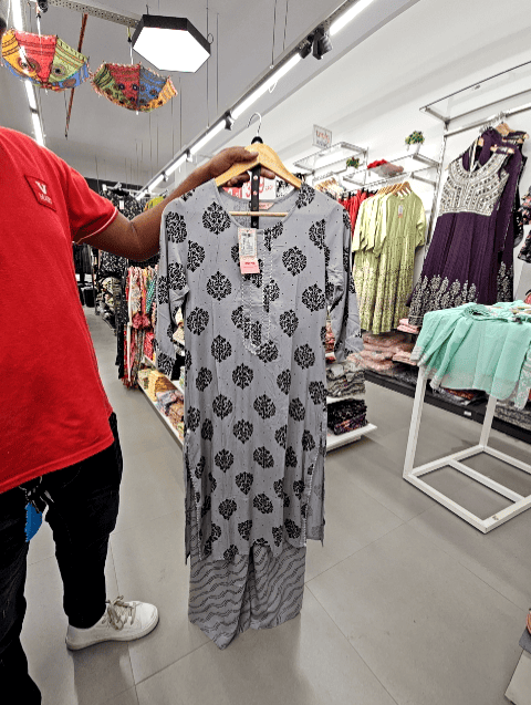 grey rayon set - 21608381 - Standard Image - 0