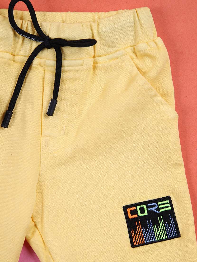 boys printed cotton shorts  twin set - 21608468 -  Standard Image - 3