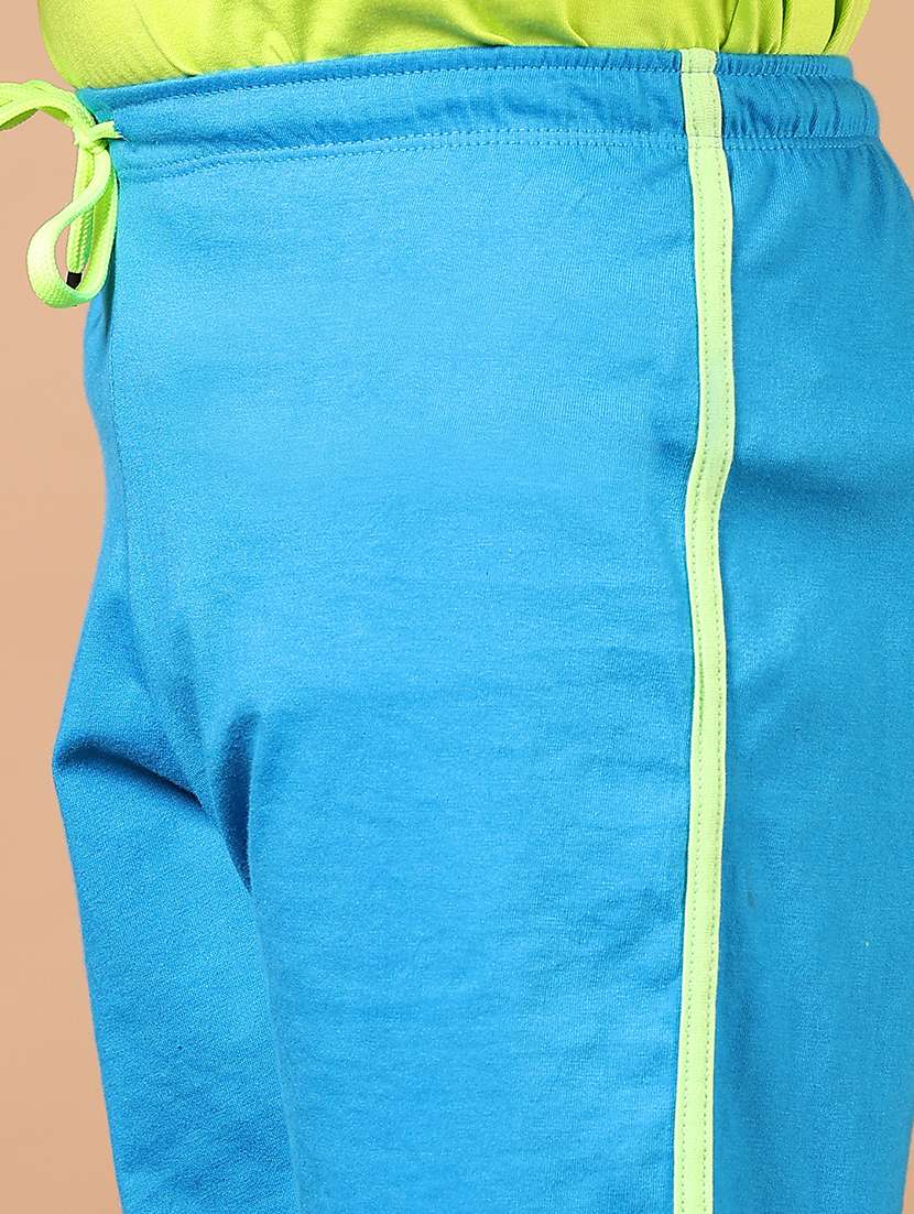 boys solid mid rise shorts - 21608587 - Standard Image - 5