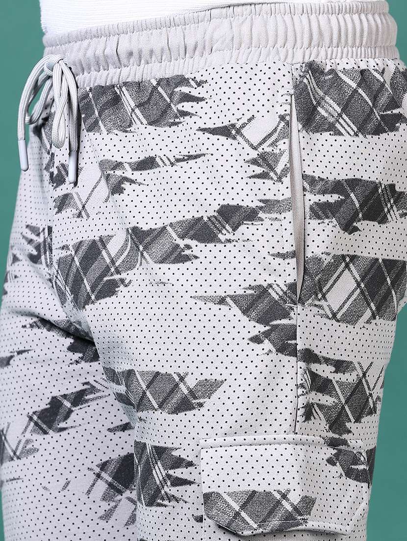 men mid rise printed cargo - 21609003 -  Standard Image - 5