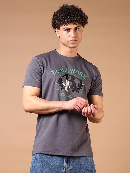 men chest print round neck regular fit t-shirt - 21609229 - Standard Image - 0