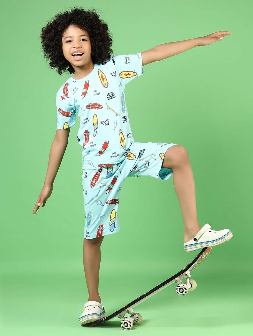 boys printed t-shirt & shorts co-ords set - 21609959 - Standard Image - 3