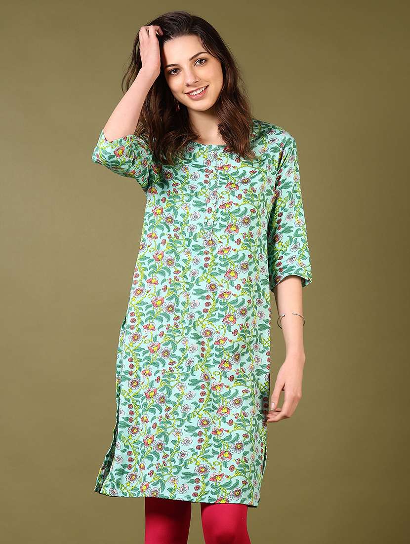 women printed three quarter sleeve kurta