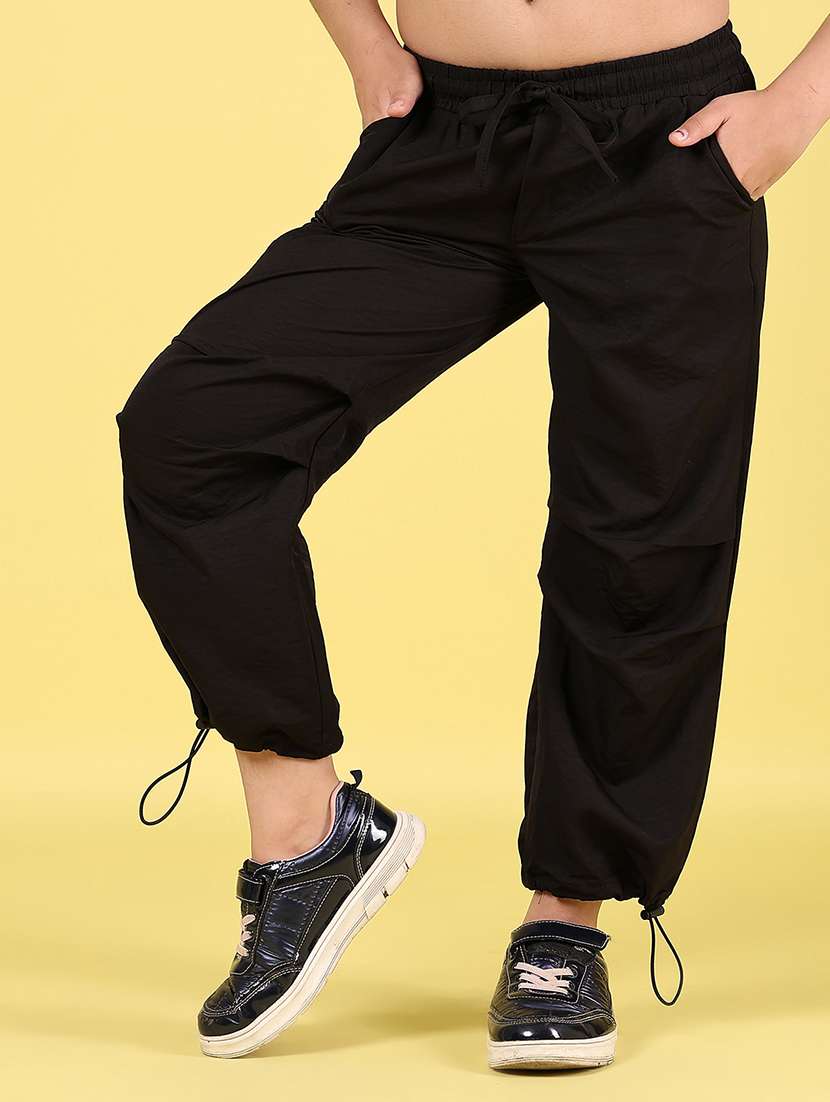 girls solid mid rise relaxed fit jogger